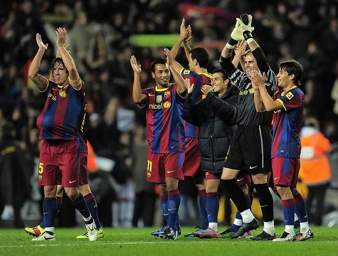 28圈-包含浓眉哥连续十二场比赛得分超过比分优势明显，巴塞罗那挑战极限！的词条