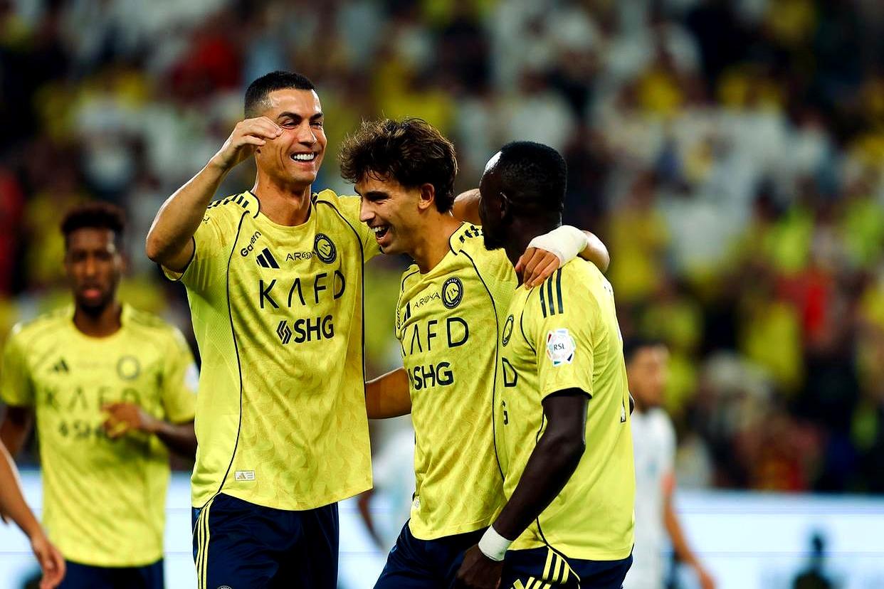 C罗爆冷击败澳大利亚队，关键助攻引爆全场！的简单介绍